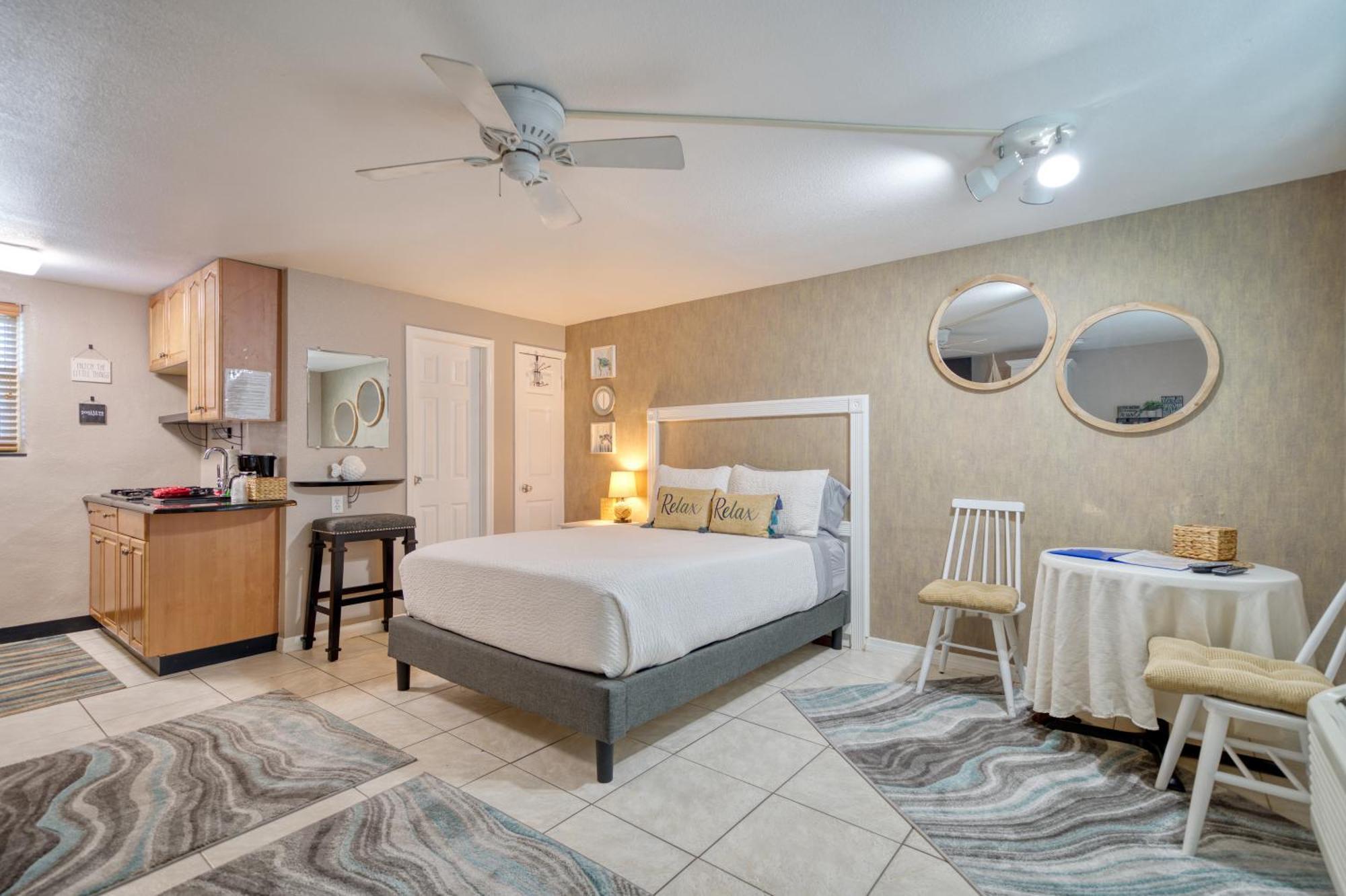 Camelot Beach Suites Clearwater Beach Εξωτερικό φωτογραφία