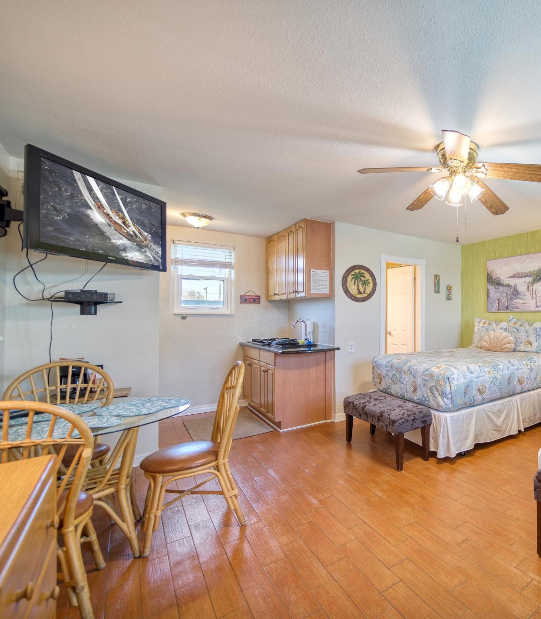 Camelot Beach Suites Clearwater Beach Εξωτερικό φωτογραφία