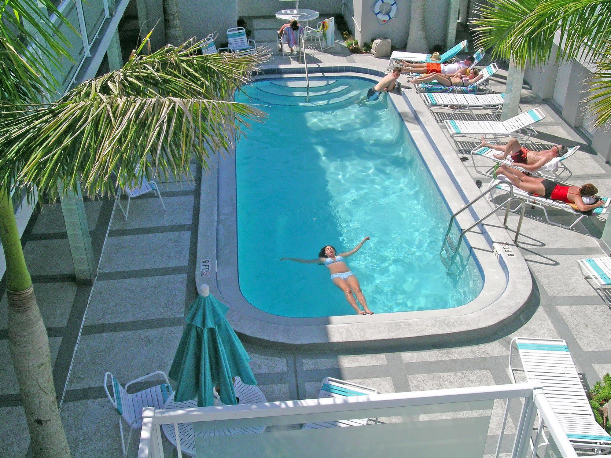 Camelot Beach Suites Clearwater Beach Εξωτερικό φωτογραφία