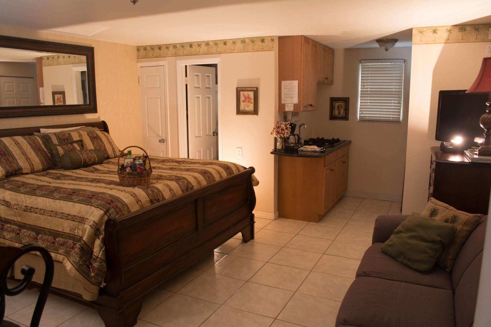 Camelot Beach Suites Clearwater Beach Εξωτερικό φωτογραφία